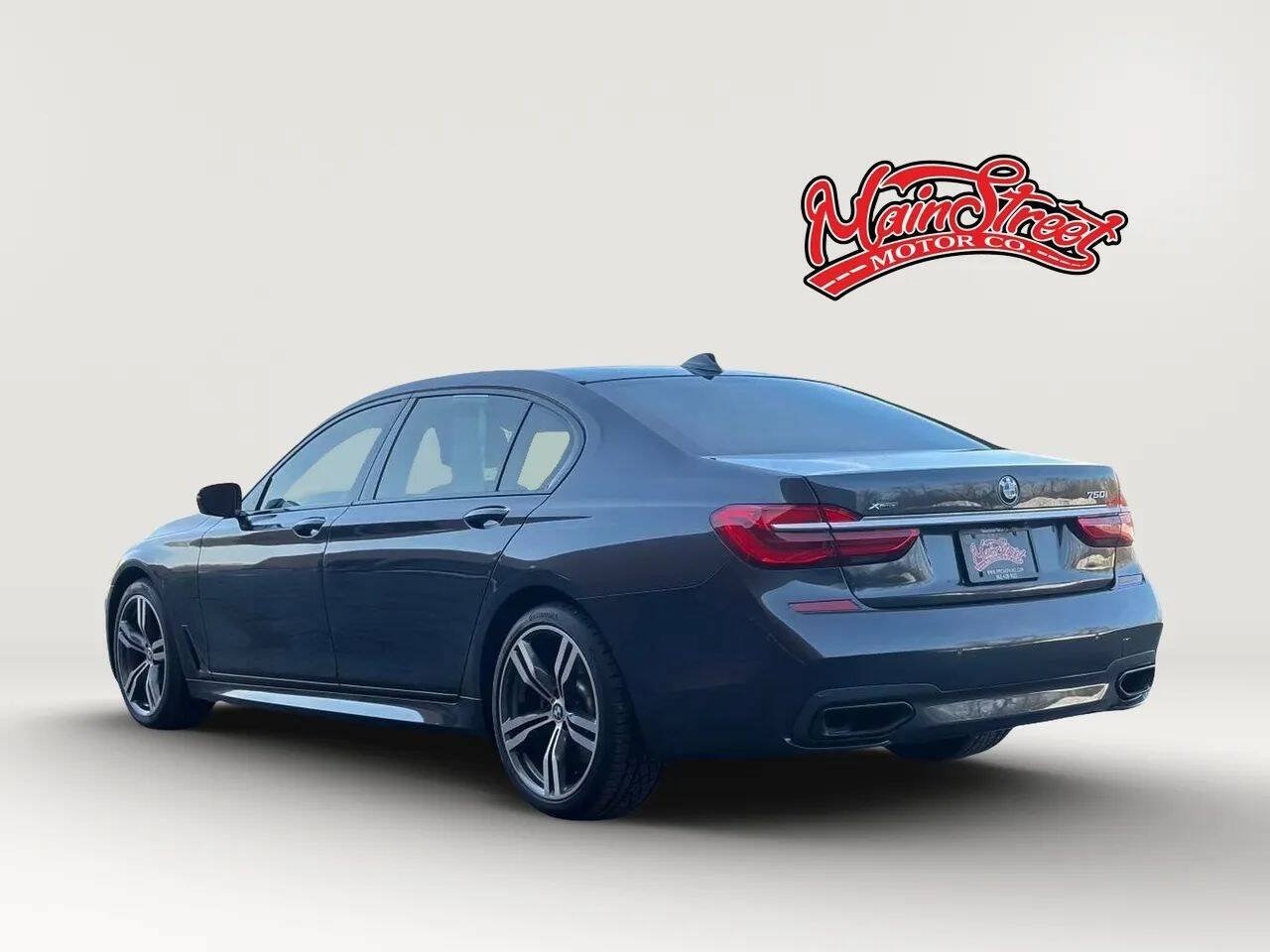 Used 2016 BMW 750i xDrive AWD/4WD image 5