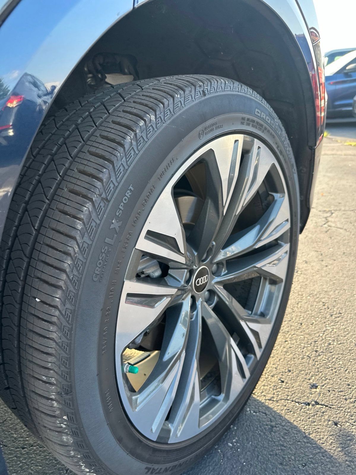 Used 2025 Audi Q8 Premium Plus AWD/4WD image 9
