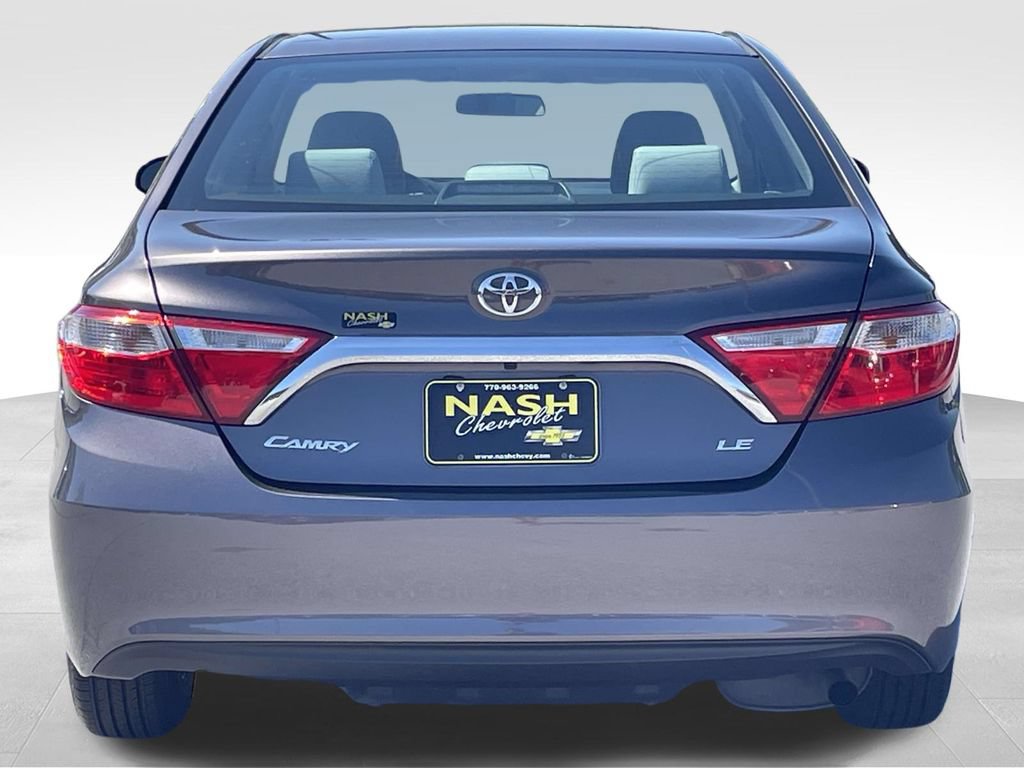 Used 2017 Toyota Camry LE FWD image 4