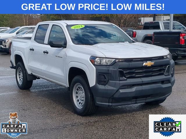 Used 2024 Chevrolet Colorado W/T image 2