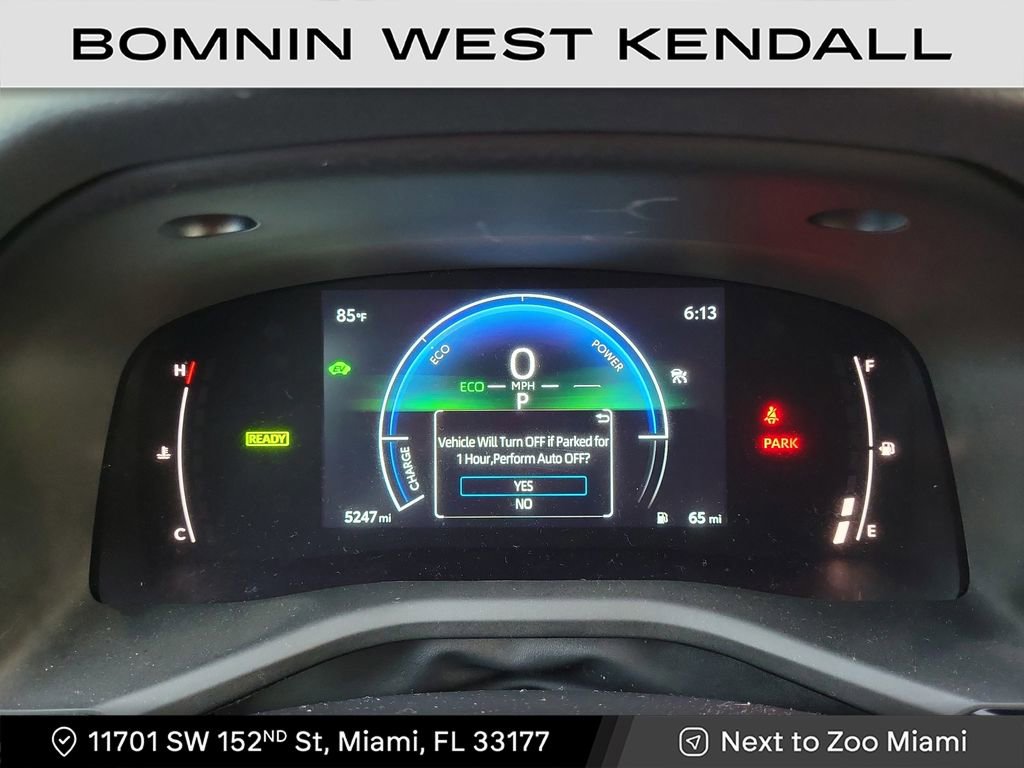 Used 2025 Toyota Camry LE image 12