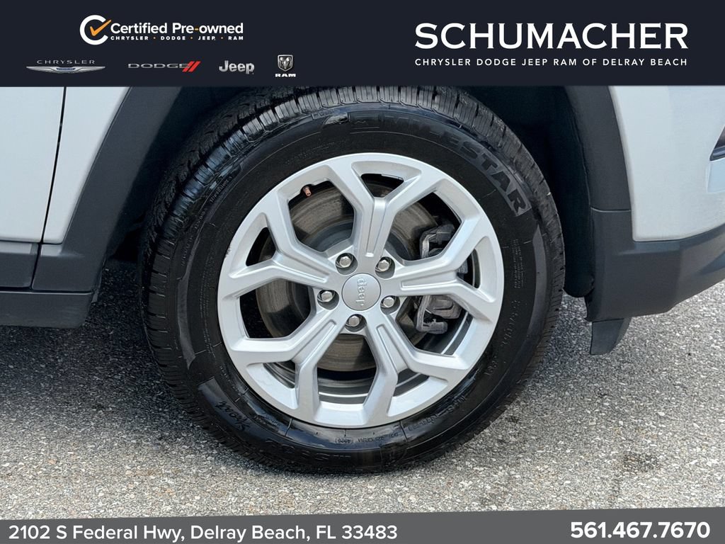 Used 2024 Jeep Compass Latitude AWD/4WD image 9