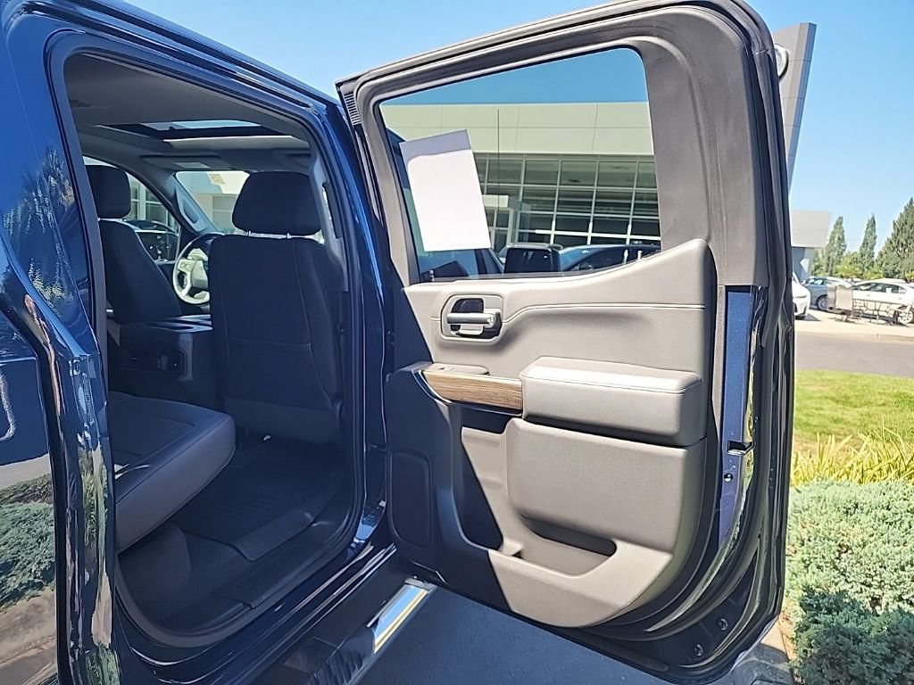 Used 2019 Chevrolet Silverado 1500 RST w/ All-Star Edition AWD/4WD image 17