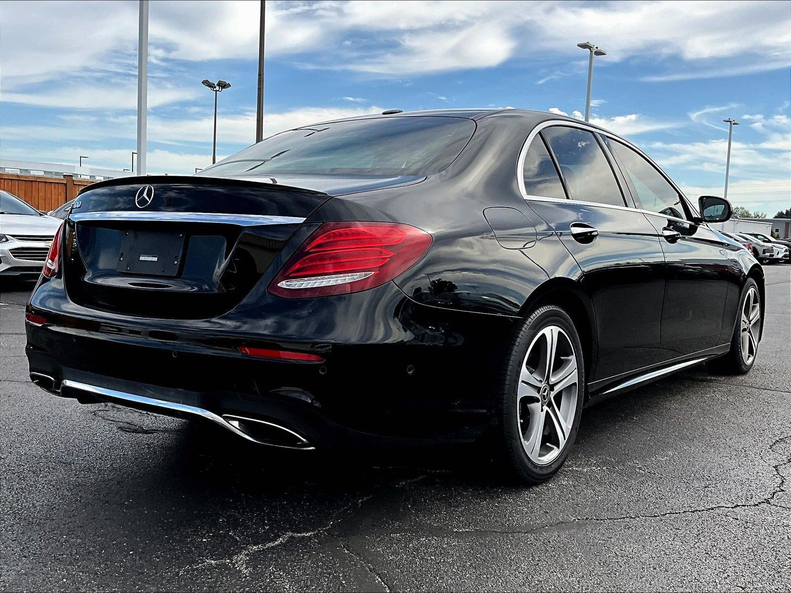 Used 2017 Mercedes-Benz E 300 image 6