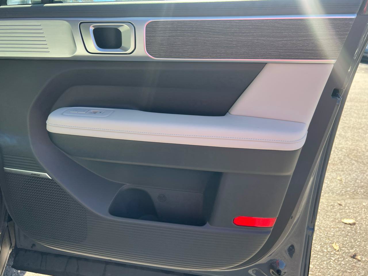 Used 2025 Hyundai Santa Fe Limited FWD image 38