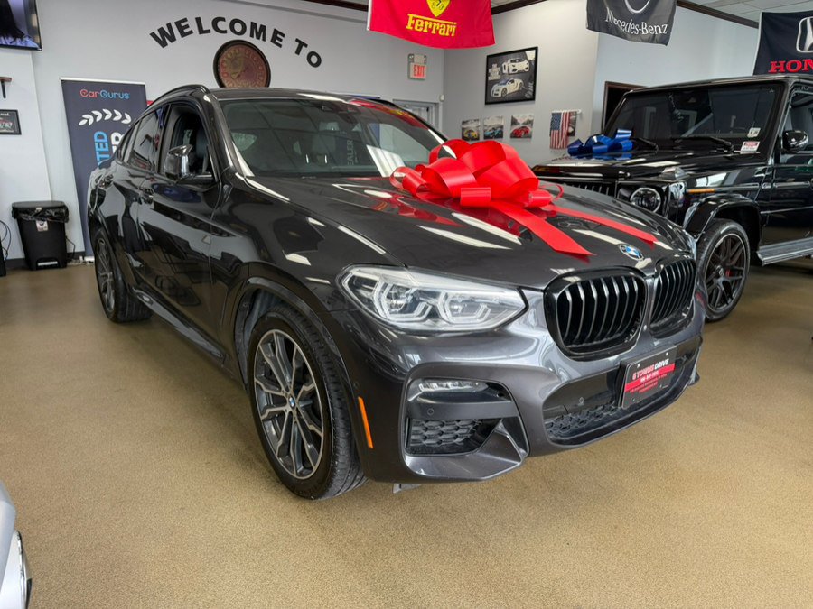 Used 2021 BMW X4 xDrive30i w/ Executive Package AWD/4WD image 2