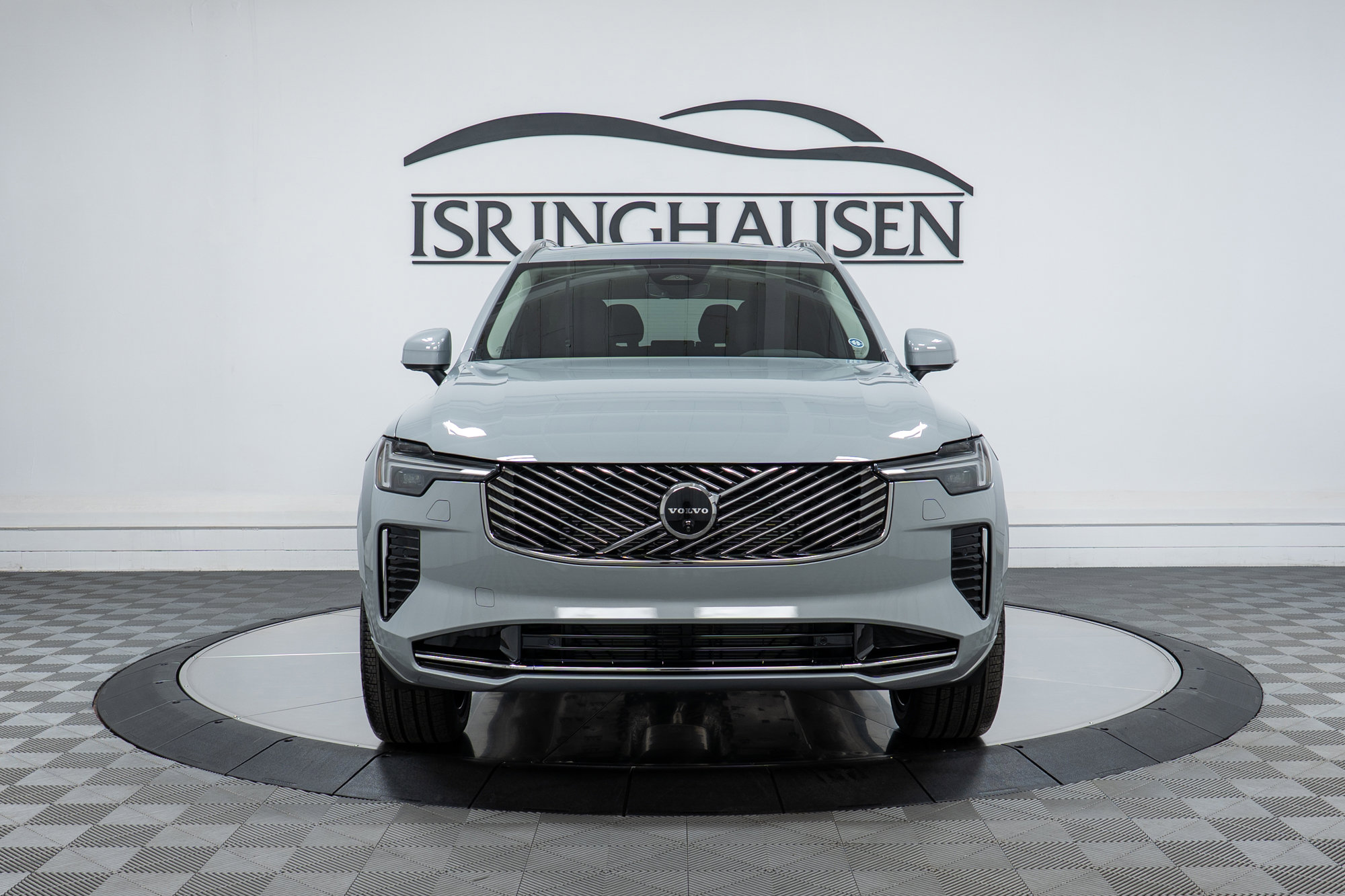 New 2026 Volvo XC90 B6 Plus w/ Protection Package Premier image 2