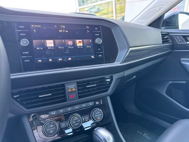 Certified 2020 Volkswagen Jetta SEL FWD image 13