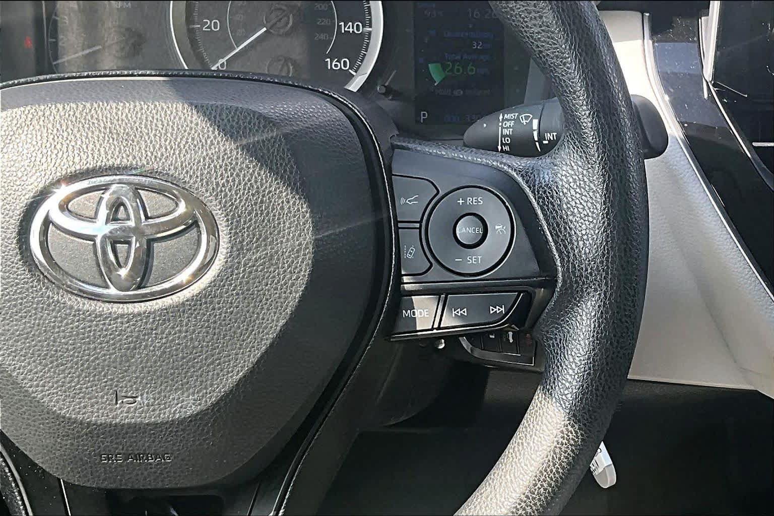 Used 2021 Toyota Corolla LE w/ Carpet Mat Package (TMS) FWD image 24