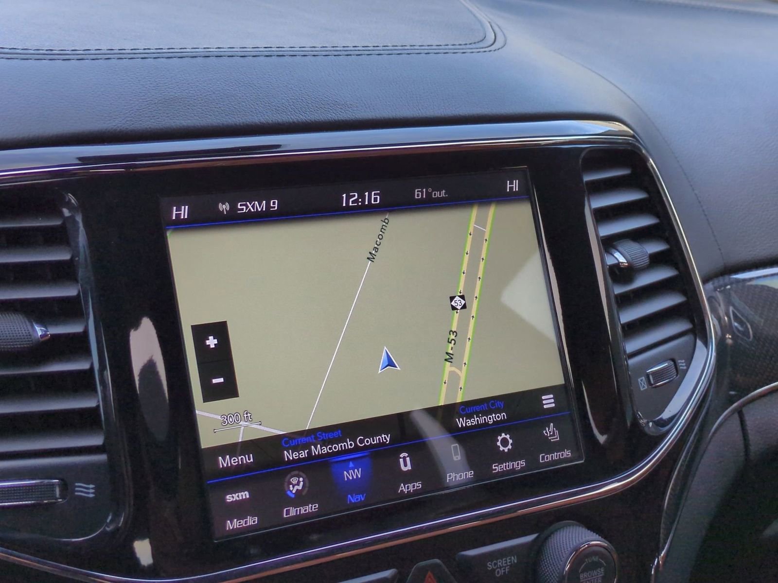 Used 2021 Jeep Grand Cherokee SRT image 34