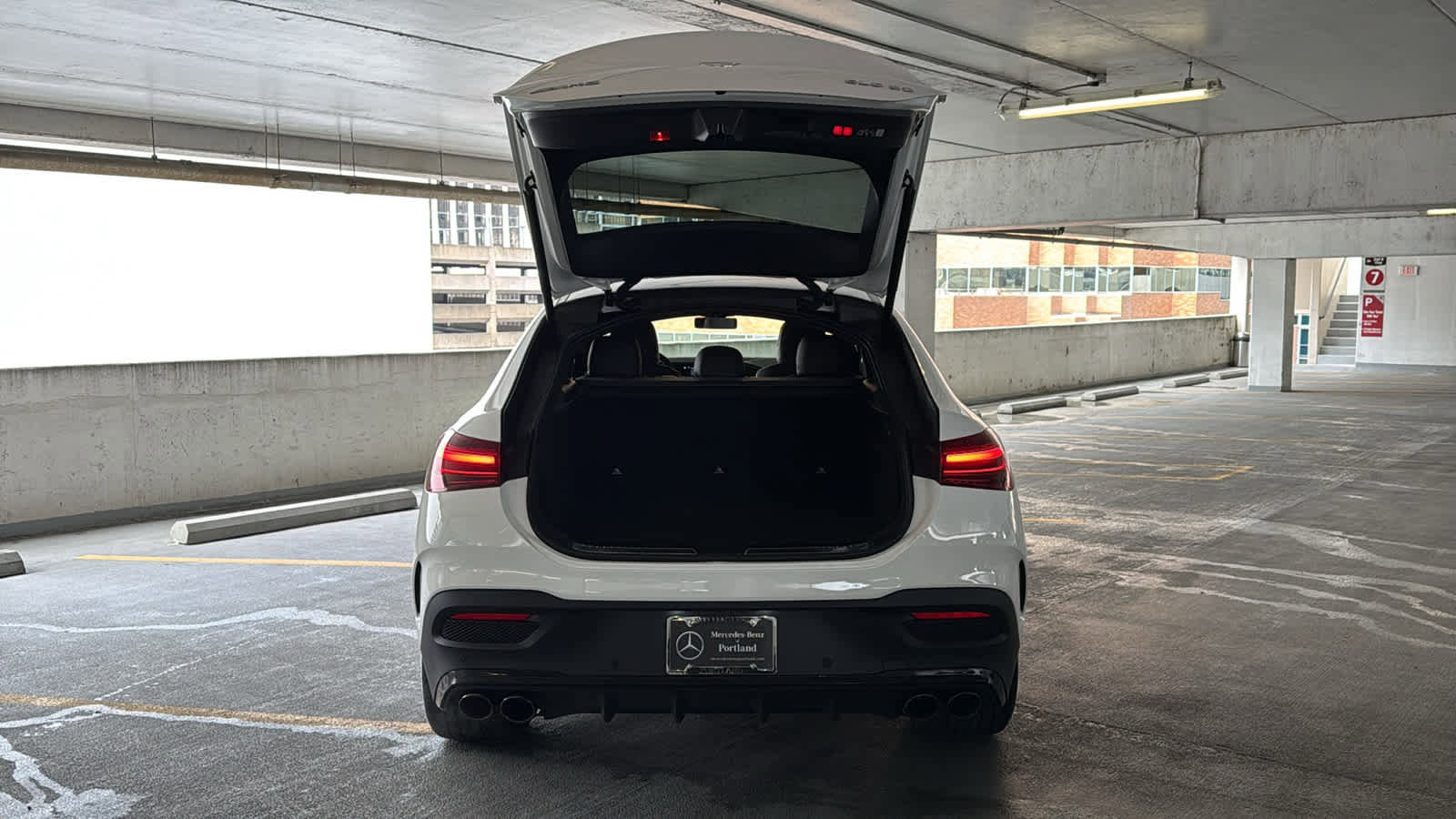 New 2026 Mercedes-Benz GLE 53 AMG 4MATIC Coupe image 9