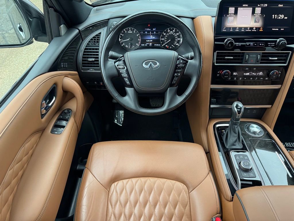 Used 2024 INFINITI QX80 Sensory image 18