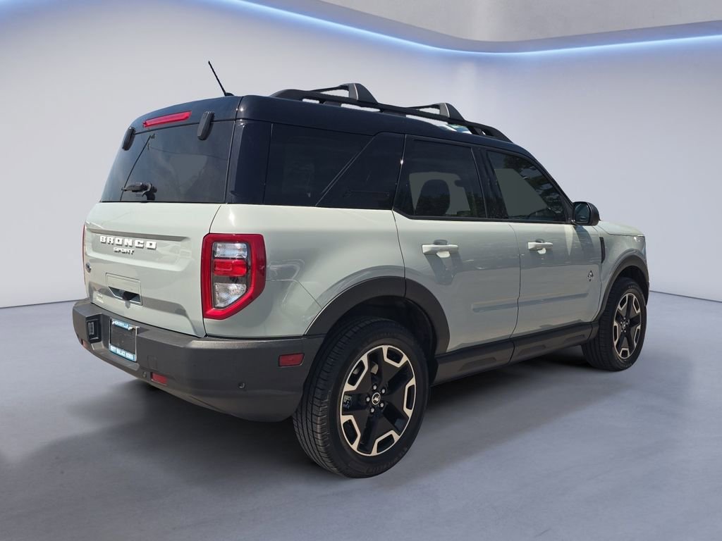 Used 2023 Ford Bronco Sport Outer Banks AWD/4WD image 6