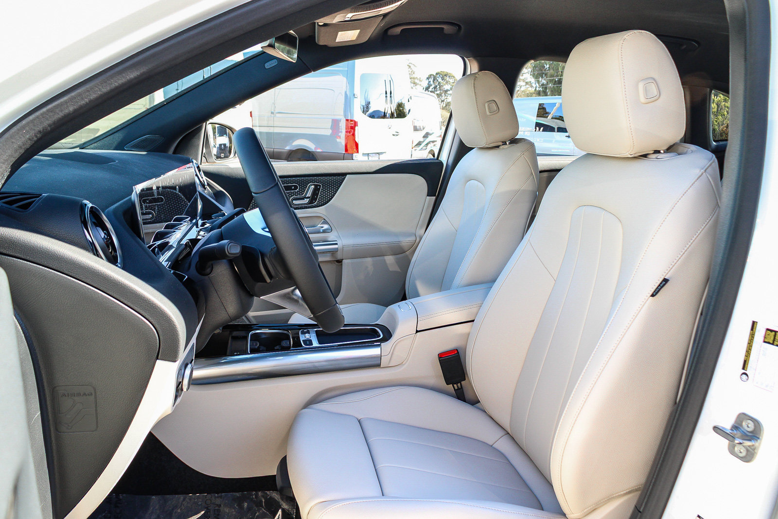 New 2026 Mercedes-Benz GLA 250 4MATIC image 17