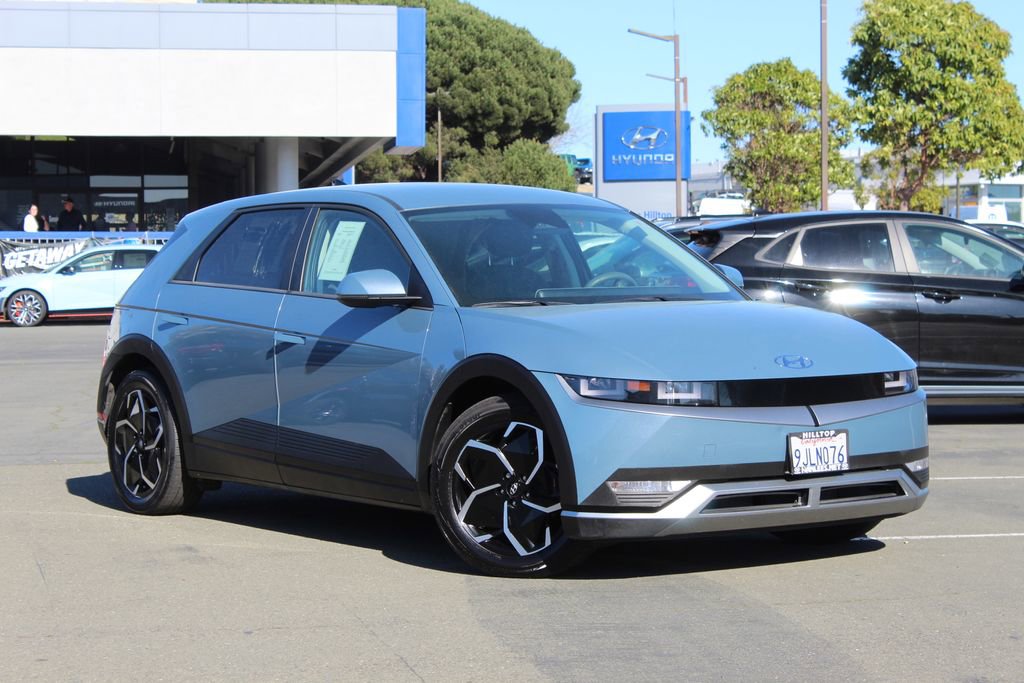 Used 2023 Hyundai Ioniq 5 SE image 1