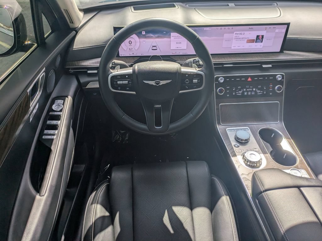 Used 2025 Genesis GV80 3.5T Advanced AWD/4WD image 16