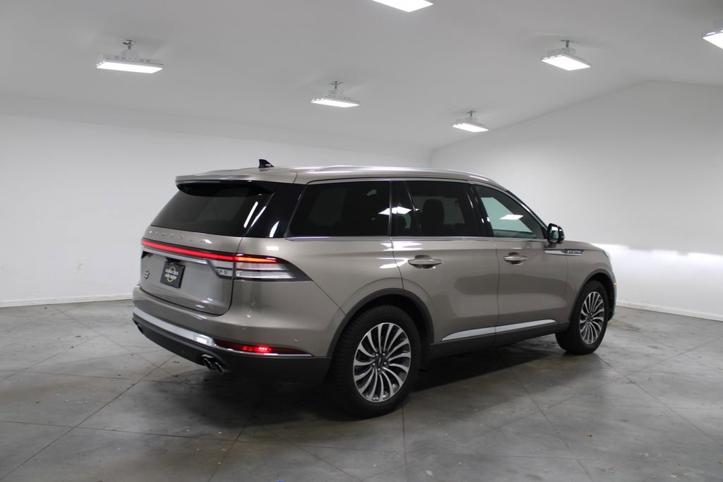 Used 2021 Lincoln Aviator Reserve w/ Equipment Group 201A AWD/4WD image 9