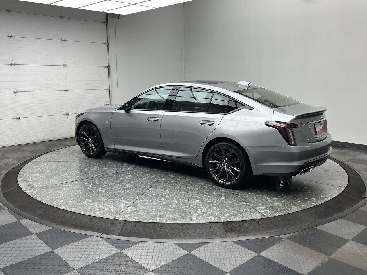 Used 2026 Cadillac CT5 Sport AWD/4WD image 2