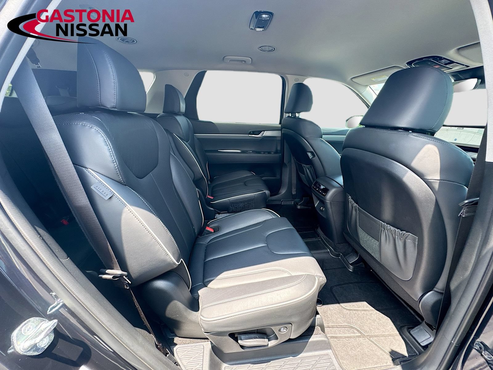 Used 2025 Hyundai Palisade SEL FWD image 38