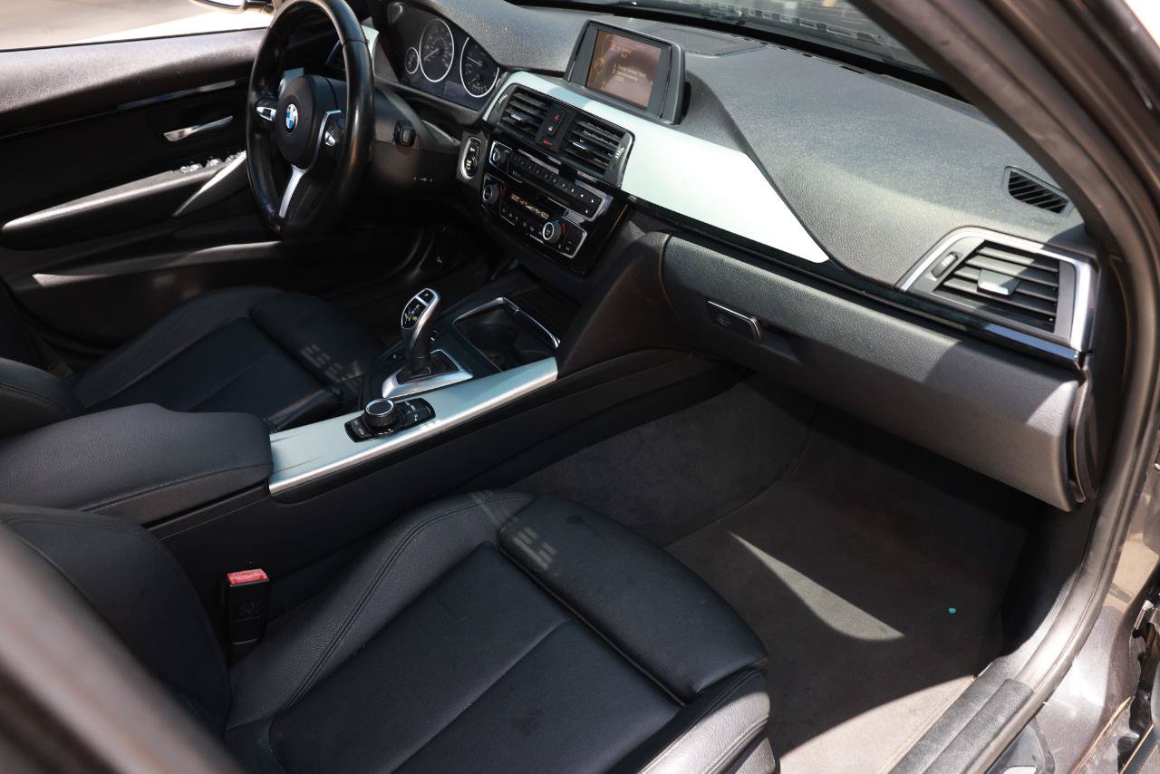 Used 2017 BMW 340i Sedan RWD image 18