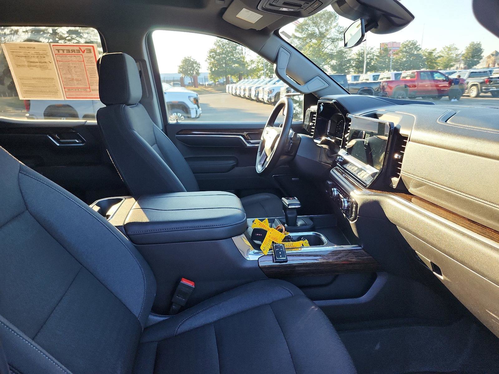 Certified 2024 GMC Sierra 1500 Elevation w/ Preferred Package image 10