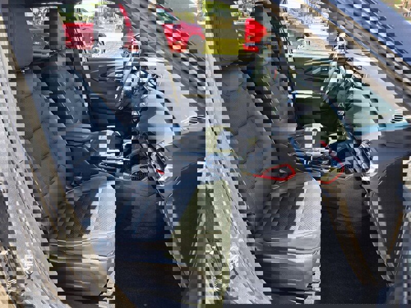 Used 2021 Chevrolet TrailBlazer RS w/ Technology Package FWD image 16