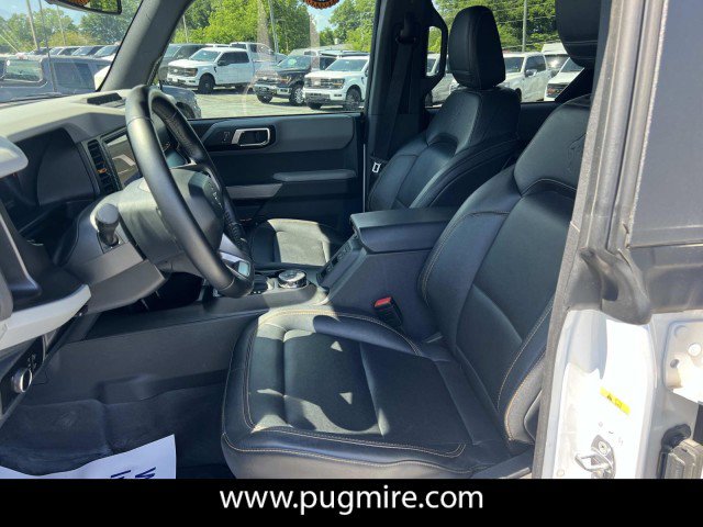 Used 2023 Ford Bronco Badlands w/ Sasquatch Package AWD/4WD image 9