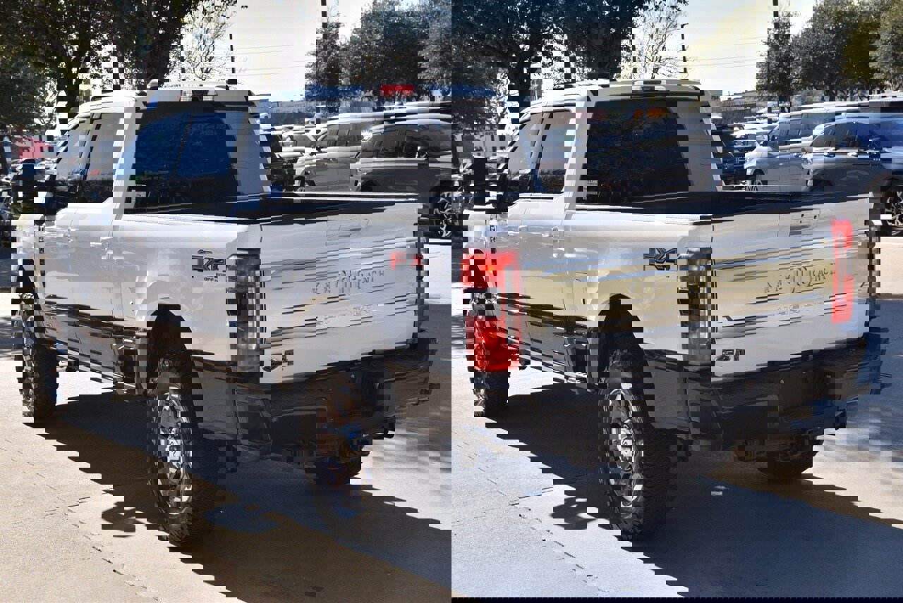 Used 2024 Ford F250 King Ranch w/ FX4 Off-Road Package image 10