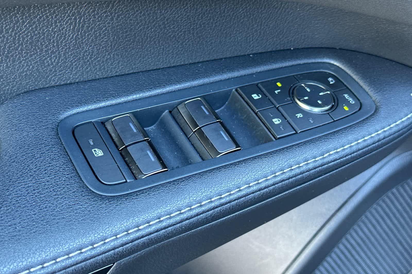 Used 2025 Lexus RX 350 AWD w/ Technology Package image 13