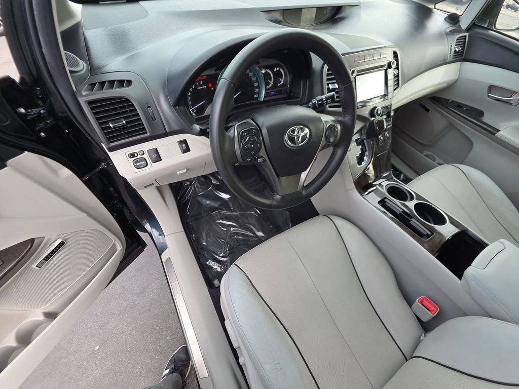 Used 2015 Toyota Venza XLE w/ XLE Premium Package FWD image 10