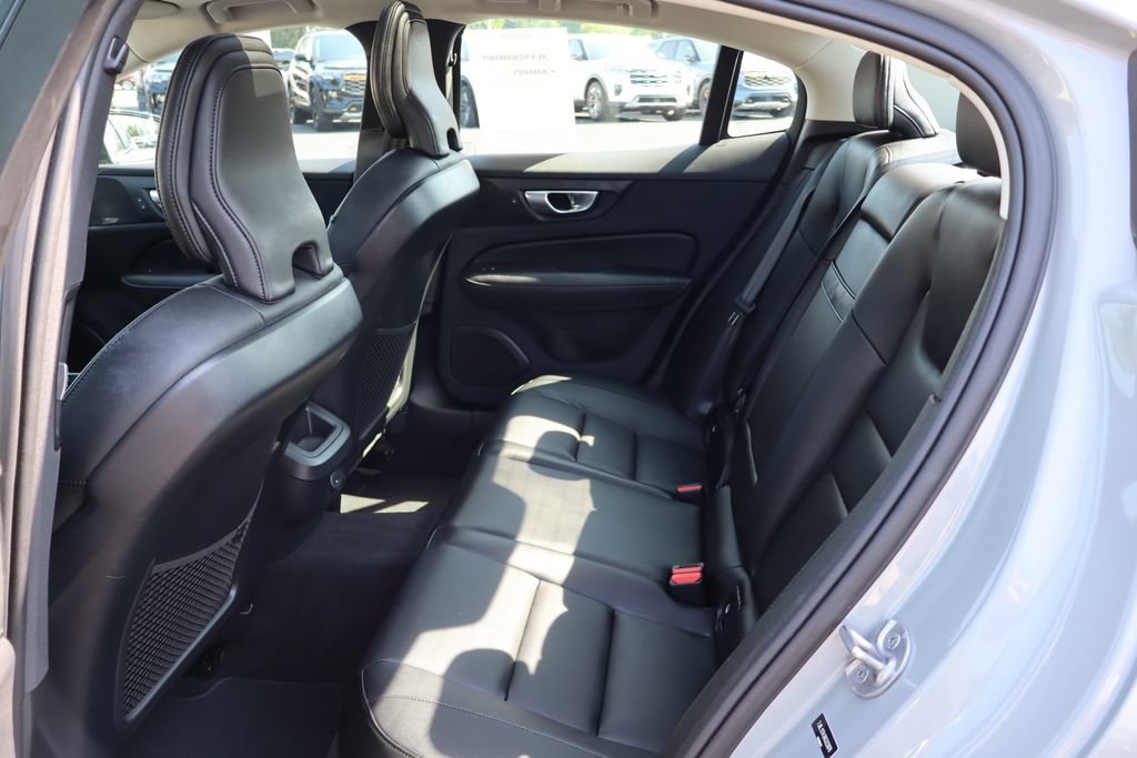 Used 2024 Volvo S60 B5 Core AWD/4WD image 14