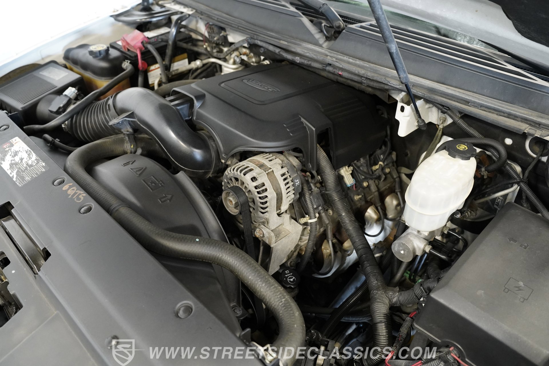 Used 2012 Chevrolet Suburban 2500 w/ Skid Plate Package image 38