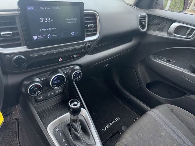 Used 2022 Hyundai Venue SEL w/ Cargo Package FWD image 10