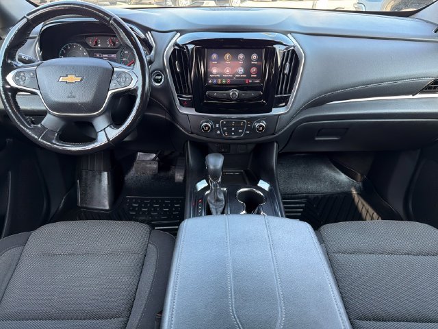 Used 2022 Chevrolet Traverse LT FWD image 9