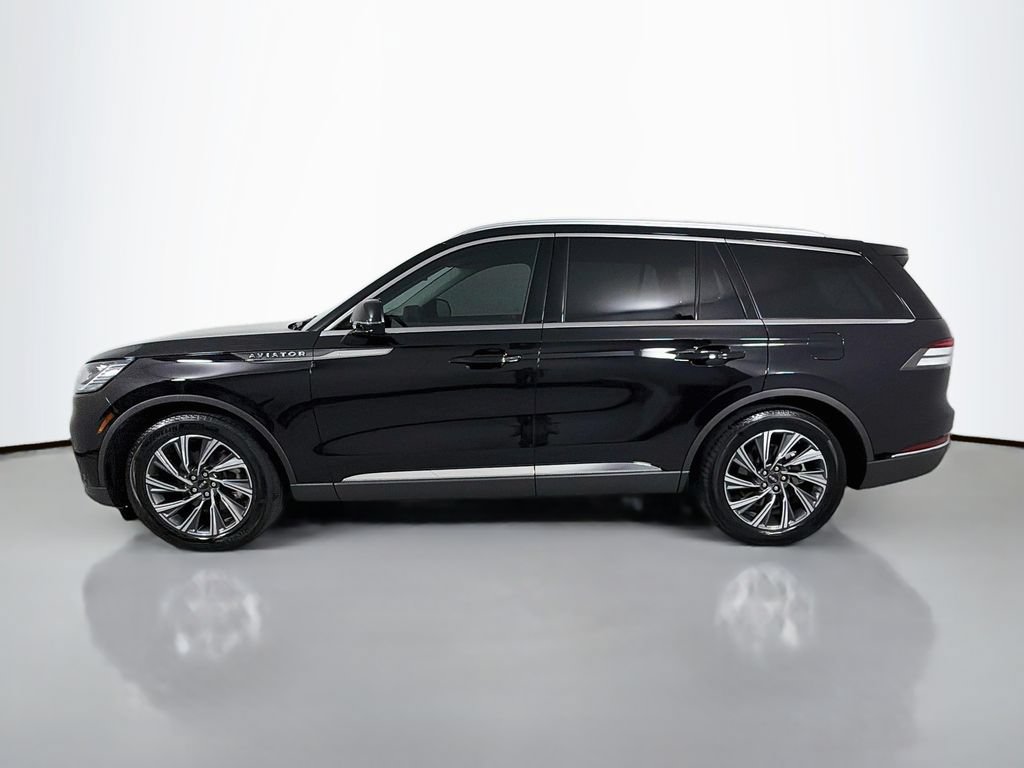 Used 2026 Lincoln Aviator 2WD image 8