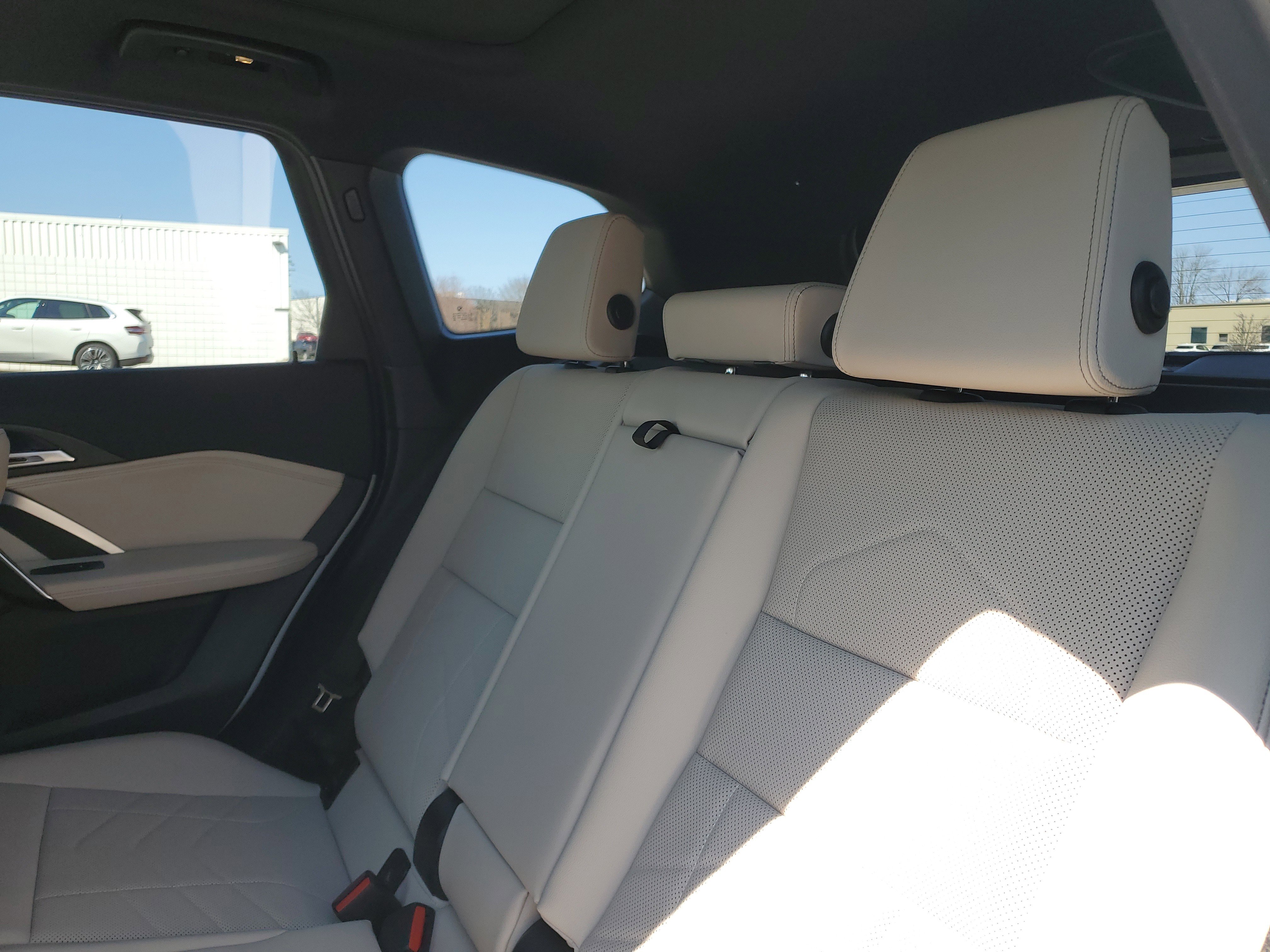 Certified 2023 BMW X1 xDrive28i w/ Convenience Package image 24