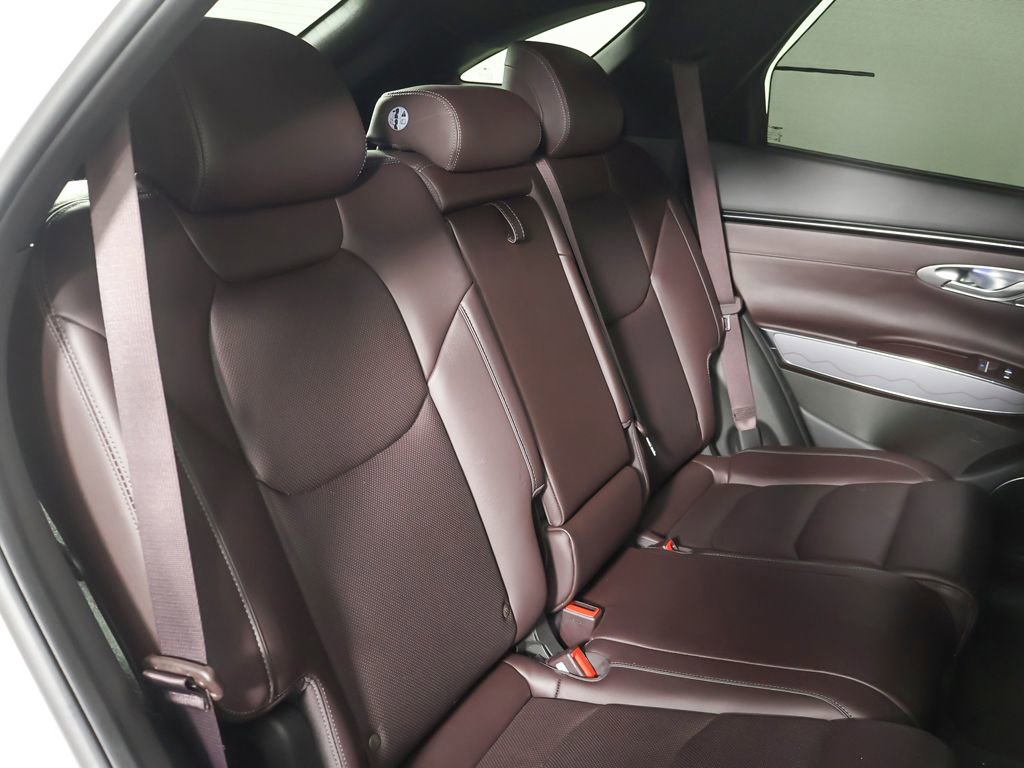 Used 2023 Genesis GV70 2.5T Advanced w/ Advanced Package image 34