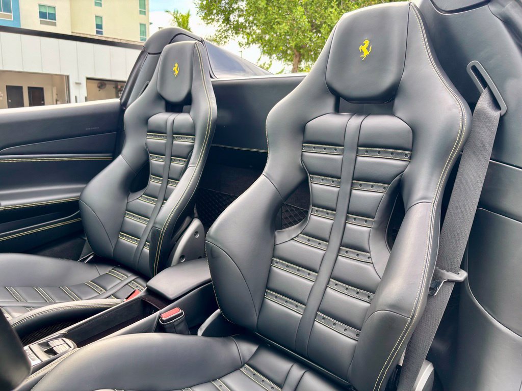 Used 2017 Ferrari 488 Spider RWD image 21