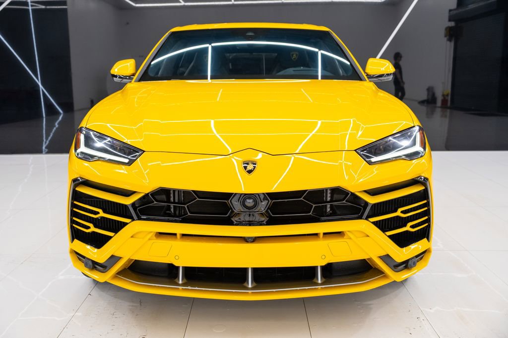 Used 2022 Lamborghini Urus image 7