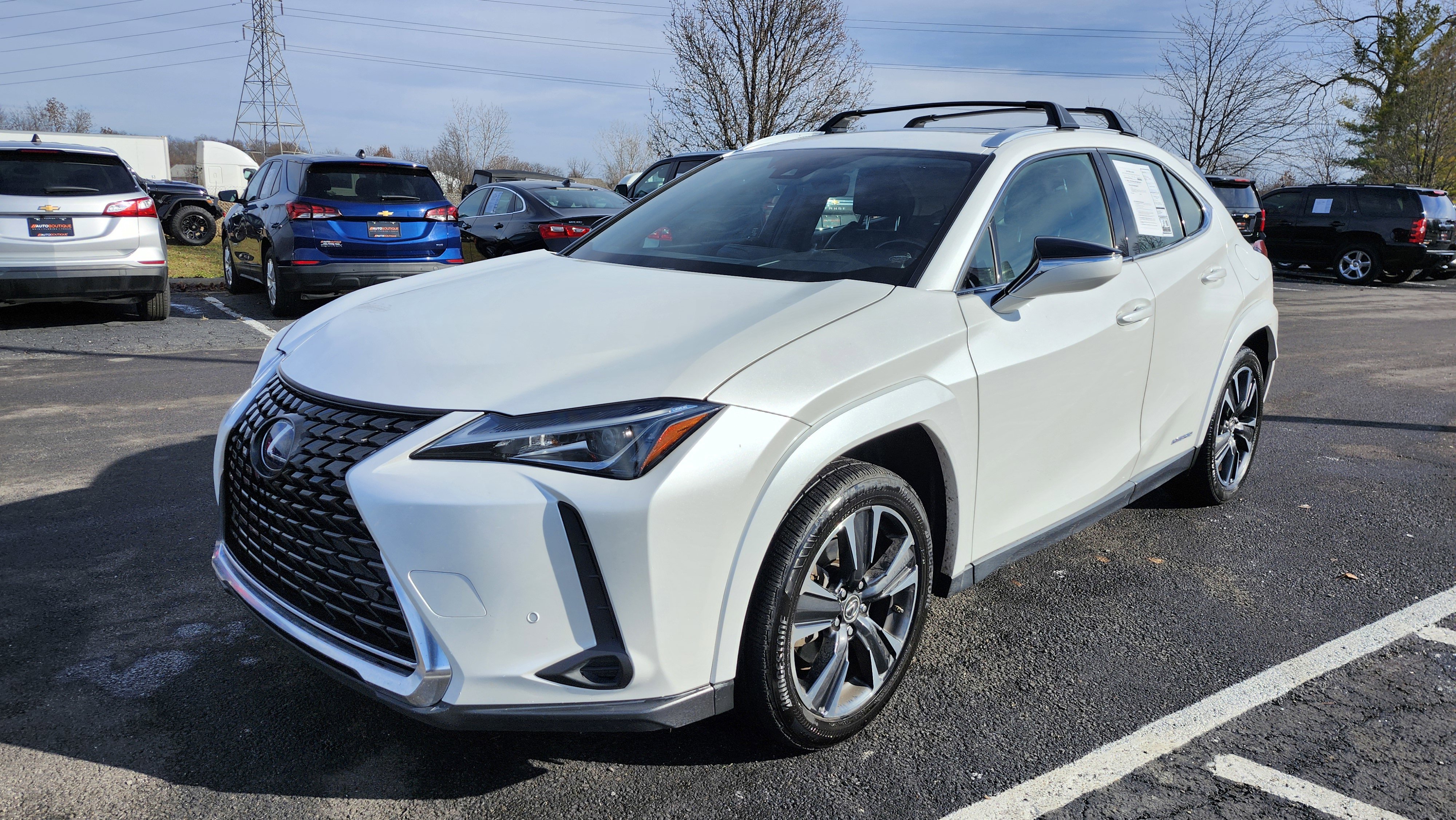 Used 2022 Lexus UX 250h w/ Premium Package image 13