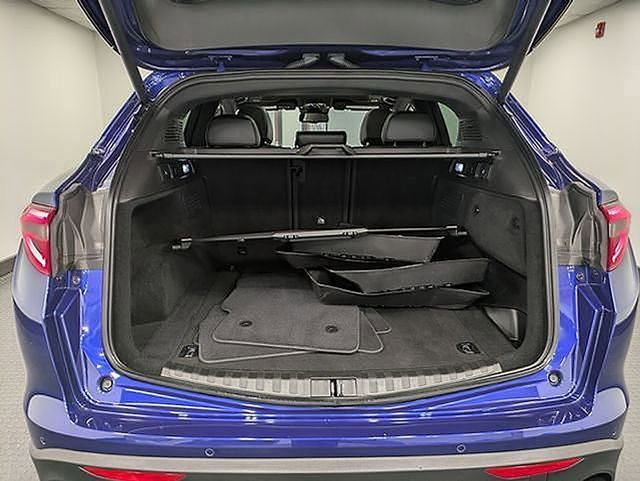 Used 2022 Alfa Romeo Stelvio Sprint AWD/4WD image 28