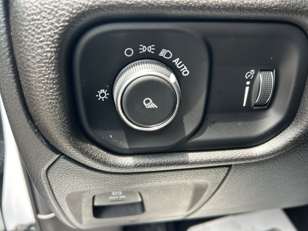 Certified 2025 RAM 1500 HFE RWD image 22