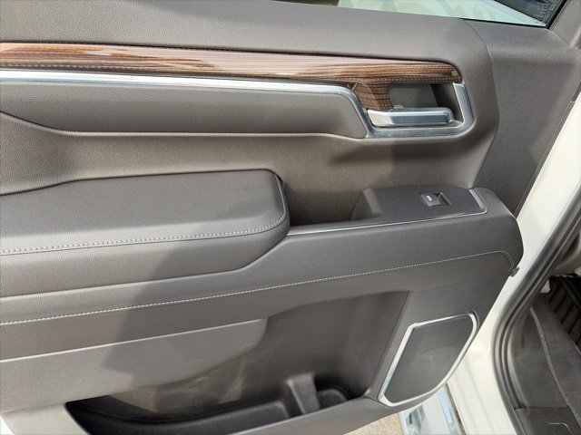 Used 2022 Chevrolet Silverado 1500 LT image 12