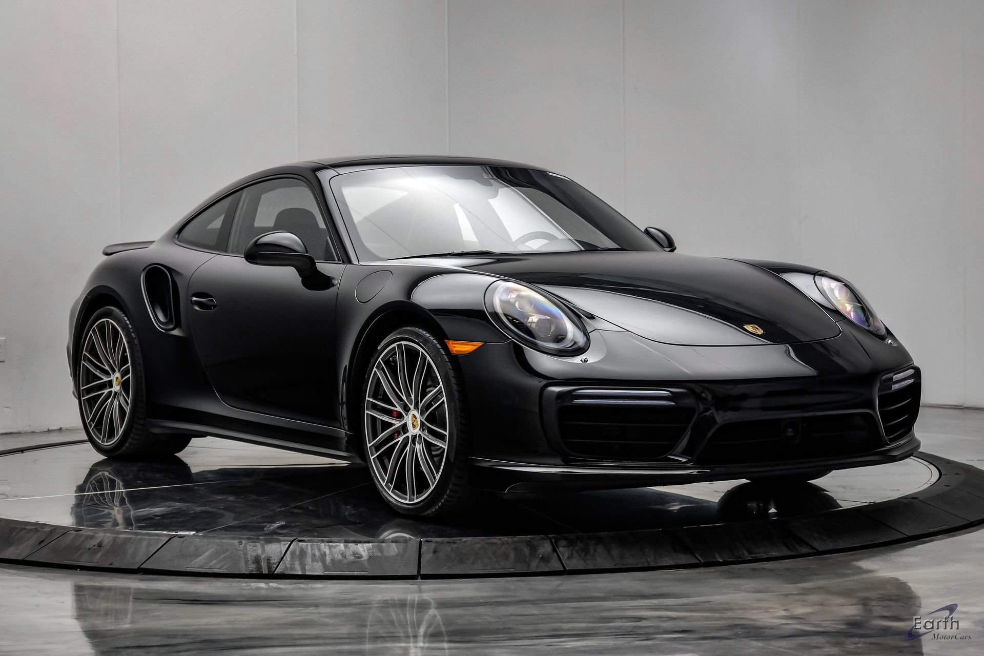Used 2017 Porsche 911 Turbo AWD/4WD image 22