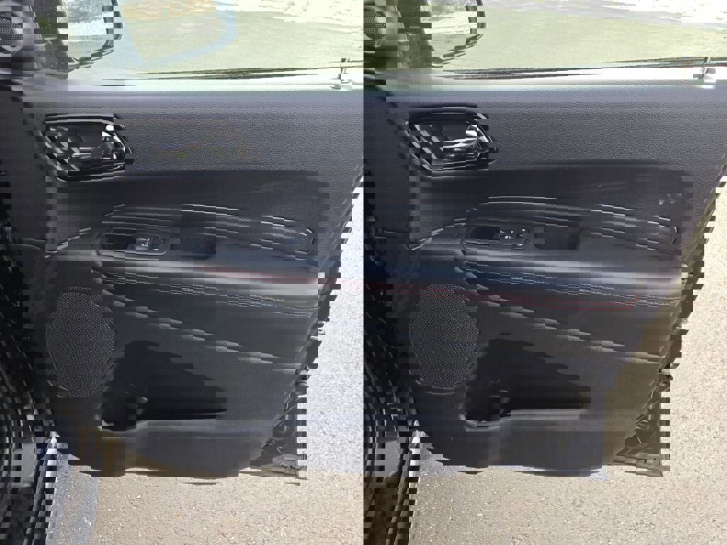 Used 2024 Dodge Durango GT image 5