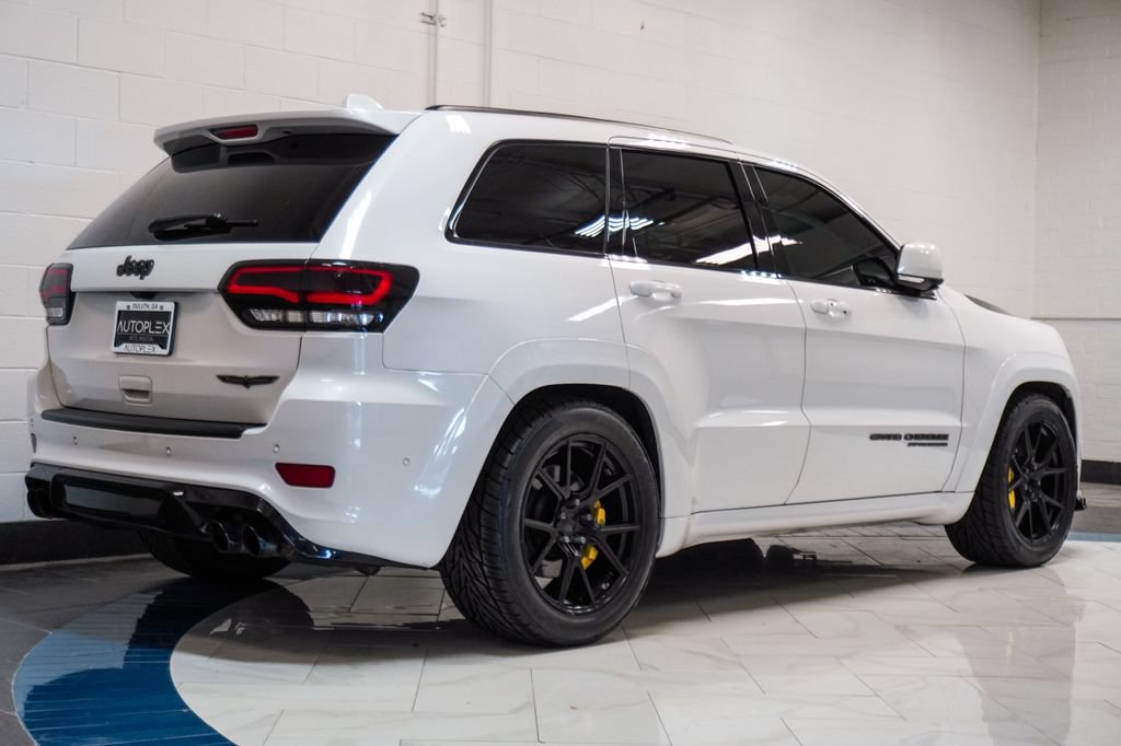 Used 2018 Jeep Grand Cherokee Trackhawk AWD/4WD image 29