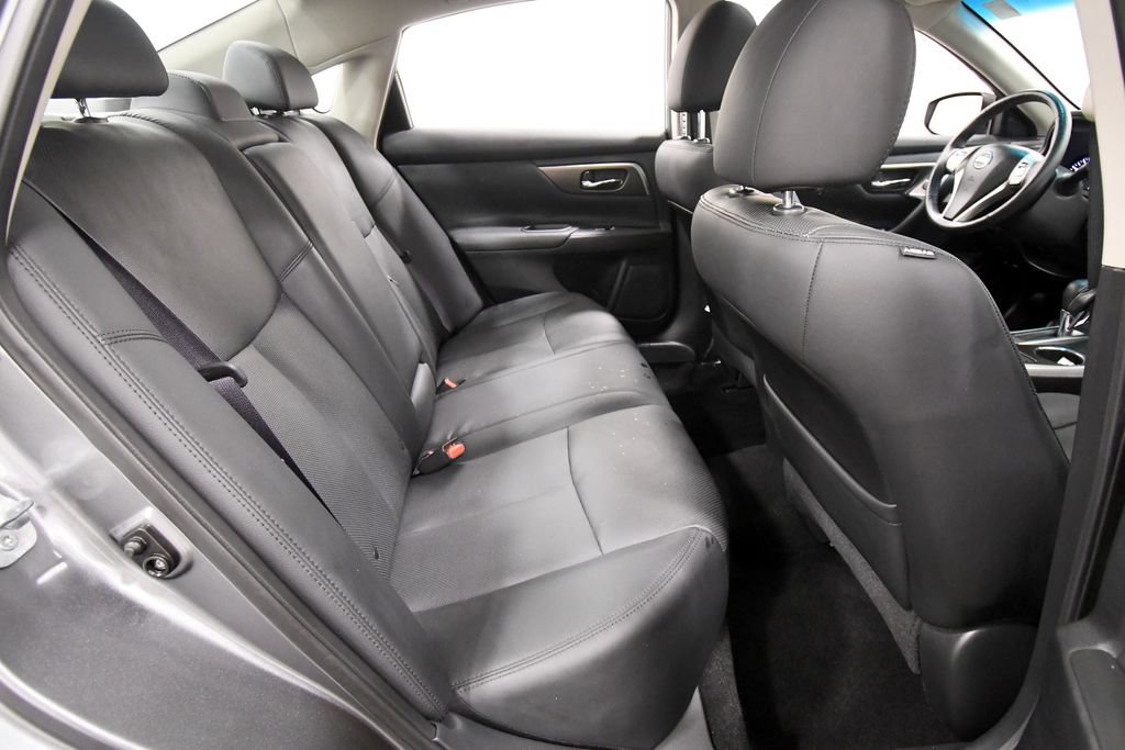 Used 2015 Nissan Altima 2.5 SL w/ Technology Package FWD image 18