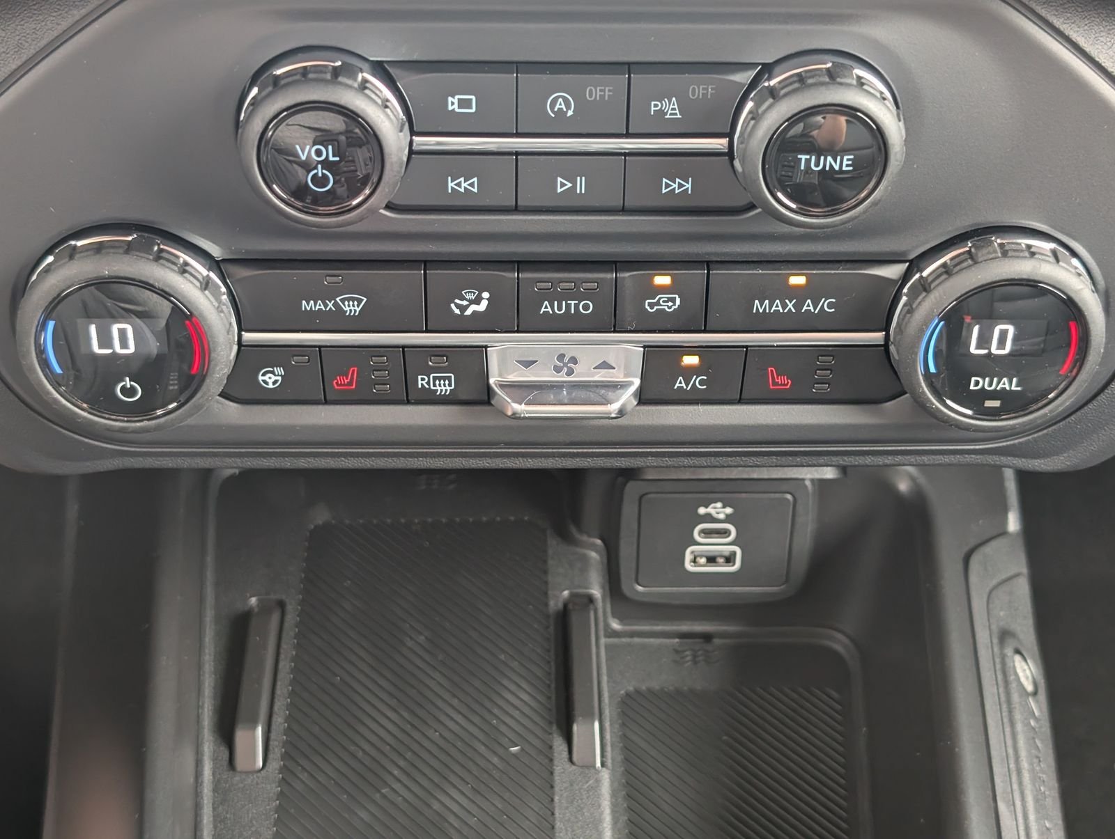 New 2026 Ford Bronco Outer Banks AWD/4WD image 20