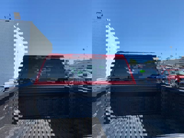 New 2025 GMC Sierra 2500 SLT w/ SLT Convenience Package image 8