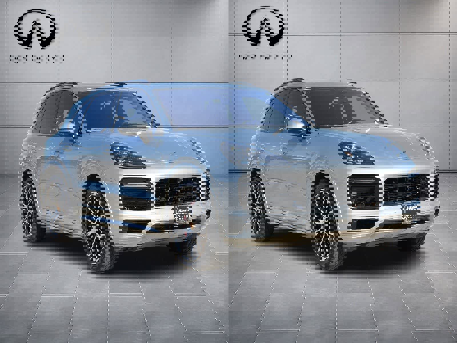 Used 2021 Porsche Cayenne GTS image 3